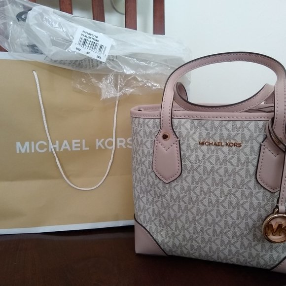 Michael Kors Tote - Picture 5 of 5